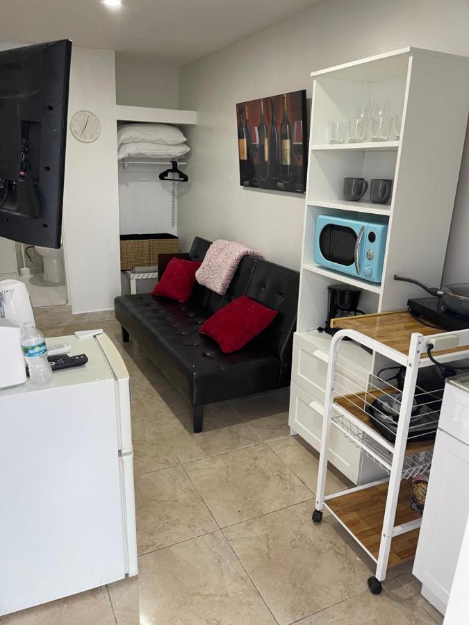Beautiful Mobile Home In Hallandale Beach Extérieur photo